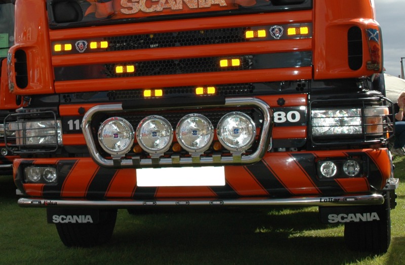 Unterfahrschutzrohr LoBar für Scania 4er,